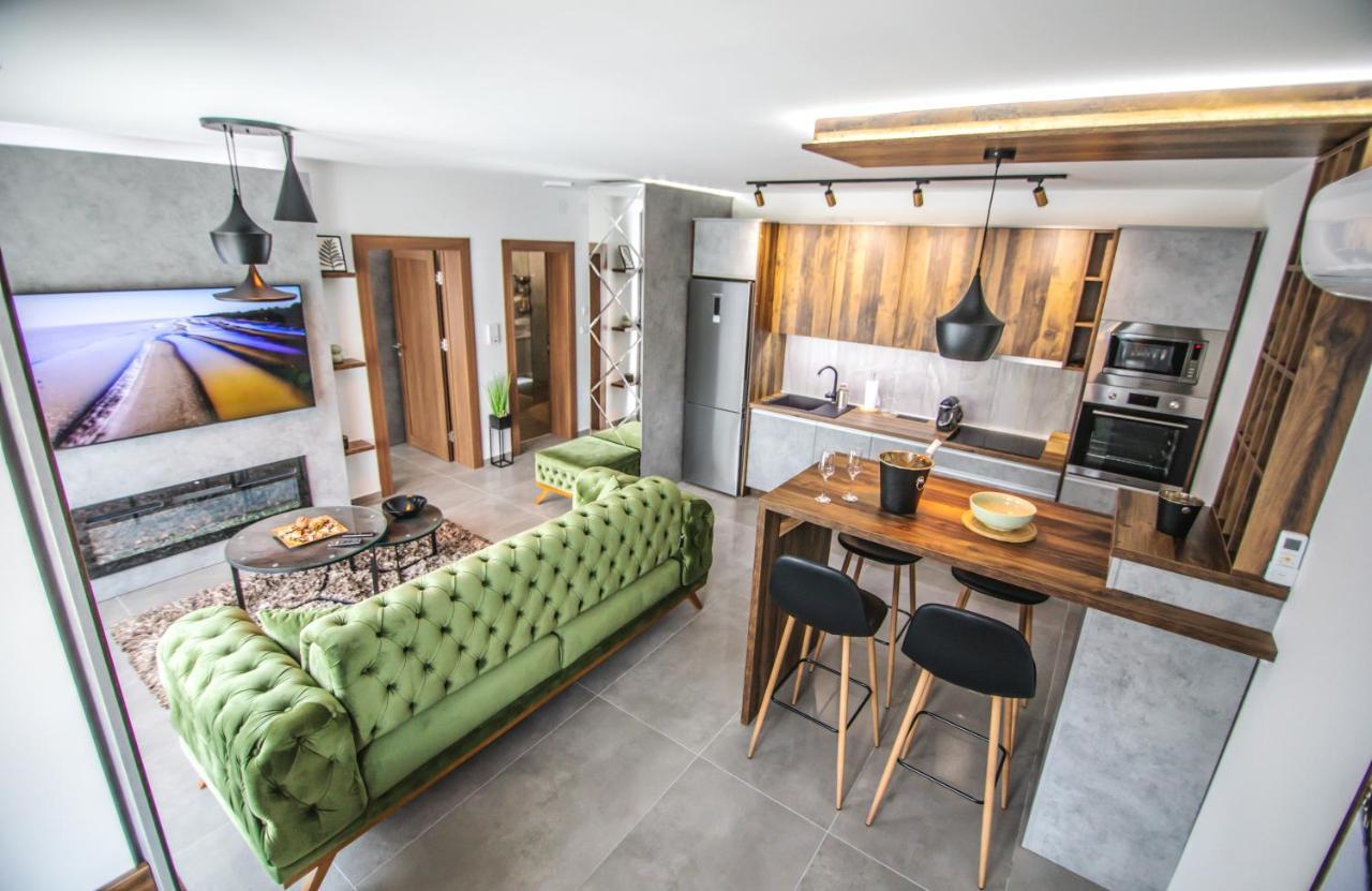 Royal Luxury Apartment Vrsac Exteriör bild