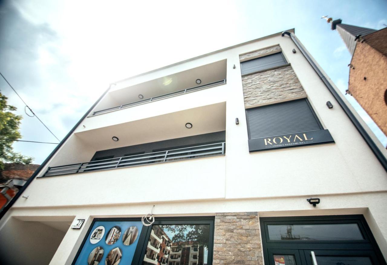 Royal Luxury Apartment Vrsac Exteriör bild