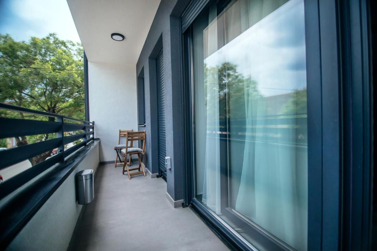 Royal Luxury Apartment Vrsac Exteriör bild