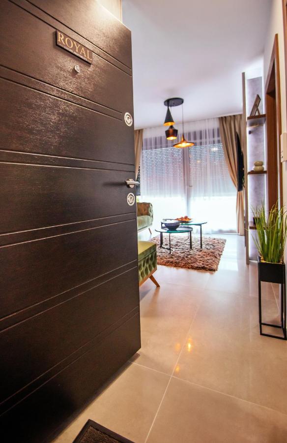 Royal Luxury Apartment Vrsac Exteriör bild